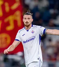 „Vom ajunge la același nivel”   Radu Drăgușin,  încrezător după ce Fiorentina a fost demolată în derby-ul cu Roma: „Se va vedea pe teren”