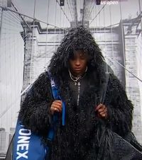 La US Open ca pe catwalk   VIDEO + FOTO:    Townsend îi face concurență lui Osaka  cu outfitul nonconformist purtat înaintea meciului cu Sabalenka