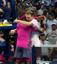 Moment emoționant la US Open    VIDEO.   A plâns în brațele adversarului  după un thriller de 5 seturi
