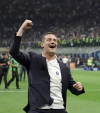 „Chivu va antrena Real Madrid!”  Un român este dispus să pună la bătaie  50.000 de euro
