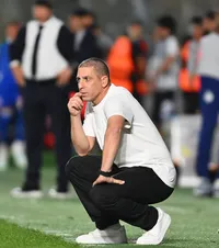 „Nu-i critic! M-au primit în casa lor”  Gestul impresionant făcut de  antrenorul lui Hapoel față de Rapid  după startul Europa League. Subiect controversat