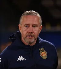 Reghecampf a început treaba la FCSB  Prima decizie importantă luată de  noul antrenor  la startul celui de-al treilea mandat