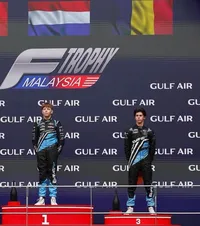 Un român, pe podium la Sepang!    FOTO.  Pilotul  David Cosma Cristofor,  rezultat incredibil la Trophy Malaysia: „Pas înainte în drumul către F1”