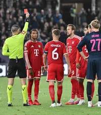 „A fost mai deștept ca tine"  FOTO.  Olise, criticat în vestiar de Kane si Kompany  după eliminarea care a decis Viking-Bayern. Ce a făcut. Ce joc ratează