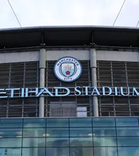 I se poate lua clubul!  Proprietarul lui Manchester City,  șeicul Mansour, avertizat  de autoritățile engleze: „Avem putere absolută”