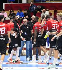 Dinamo, recital în Liga Campionilor   „Dulăii” s-au dezlănțuit  contra lui Skanderborg. Calificarea se decide în ultima etapă