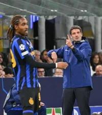 Remarcații lui Chivu  Antrenorul lui Inter, mulțumit după victoria cu Șahtior »  Pe cine a apărat:  „Am încredere în el”