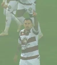 Gol de senzație în derby!   FOTO.  Stojilkovic a marcat în FCSB - Rapid cu  o execuție superbă   » Arena Națională era învăluită în fum