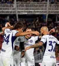 Inter, de neoprit în Serie A   Elevii lui Chivu,  victorie după două autogoluri ale Veneziei. Rivala AC Milan, eșec înainte de derby