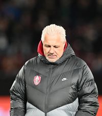 U Cluj, încă un episod de rasism  Șumudică a vrut  să scoată CFR-ul de pe teren.  Ce s-a auzit din tribune