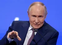 CTP: „Putin la paralele inegale. Mi se pare de o stupiditate maximă să creadă că poate așa îl vor îmbuna”