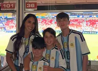 Adidas, mesaj viral! Antonela Roccuzzo, soția lui Lionel Messi, a primit o cerere aparte de la sponsorul tehnic al superstarului Argentinei: „Te rugăm!”