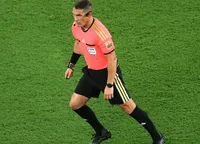 Istvan Kovacs a condus primul său meci la Mondial. Ce a făcut la jocul 1.000 al istoriei CM: Tunisia - Japonia