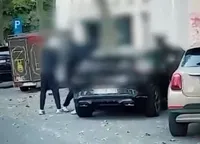Colegul lui Olaru, jefuit în plină zi. Scos cu forța din propria mașină! VIDEO+FOTO