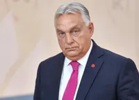 69 de milioane de euro primite de la Viktor Orban și un scandal uriaș: „Te vom omorî în bătaie!”