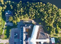 FOTO: Lux nordic pentru România: hotel deschis de nici un an, fostă cazarmă, spa de 2.500 mp și stadionul la câteva minute
