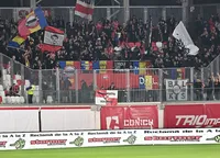 Ce au strigat fanii lui Dinamo la Sf. Gheorghe. Jocul s-a oprit abia la al treilea val de scandări xenofobe și obscene