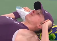 FOTO Iga Swiatek, coșmar la Wuhan. Poloneza a început să plângă pe teren: „Nu are sens”