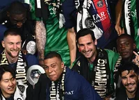Cinci indivizi mascați și înarmați l-au legat pe fostul star al lui PSG și i-au amenințat familia