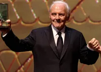 Omul momentului în Anglia ar putea primi titlul de „Sir”. Cine poate fi egalul lui Elton John, Anthony Hopkins sau Alex Ferguson