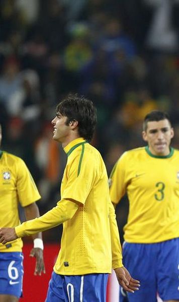 CM 2010/ FIFA a trimis acasa zece arbitri ​