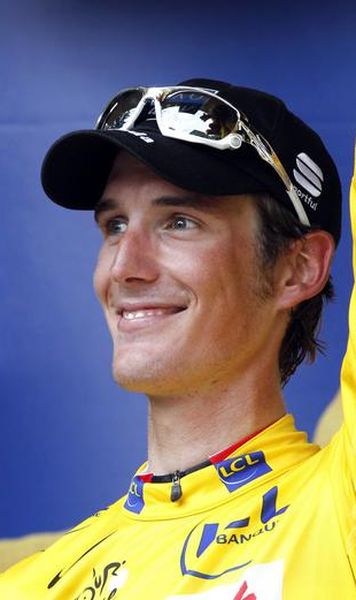 Tour de France: Andy Schleck, noul tricou galben