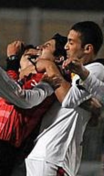 ​VIDEO De necrezut/ Arbitru strans de gat in liga a doua din Chile