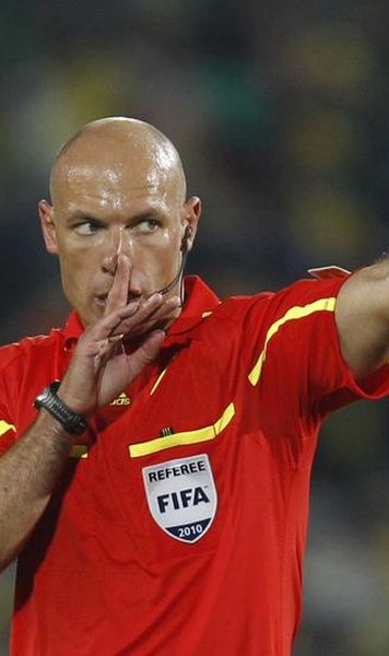 Howard Webb va arbitra partida Turcia - Romania