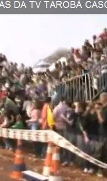 ​VIDEO O tribuna s-a prabusit in Brazilia - 22 de raniti grav