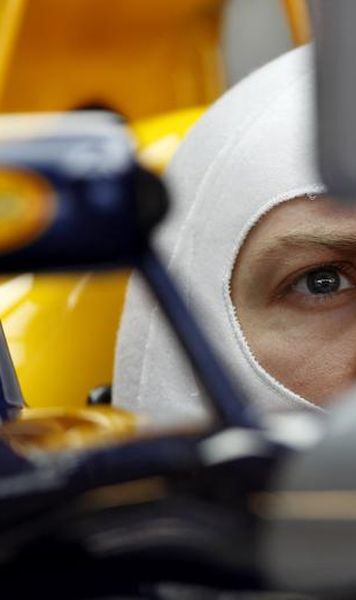 Abu Dhabi: Pole-position pentru Sebastian Vettel