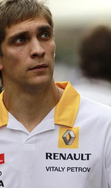 VIDEO Petrov dupa gestul lui Alonso de la Abu Dhabi: Semn de proasta crestere