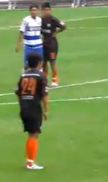 VIDEO Ciudatenia finalului de an in fotbal/ Cum se executa o lovitura libera in China