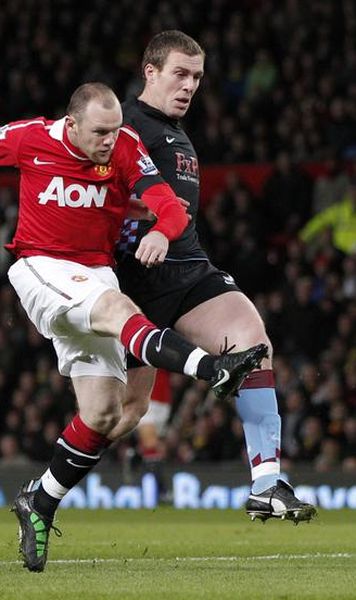 Premier League Rooney, dubla pentru Manchester United