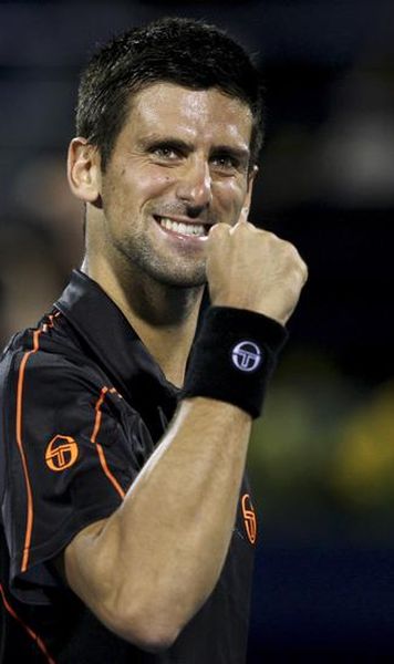 Djokovic, fara rival/ Victorie la Federer in finala de la Dubai