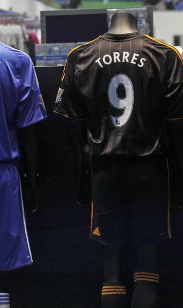 Tricourile lui ​Torres, la mare cautare in Londra