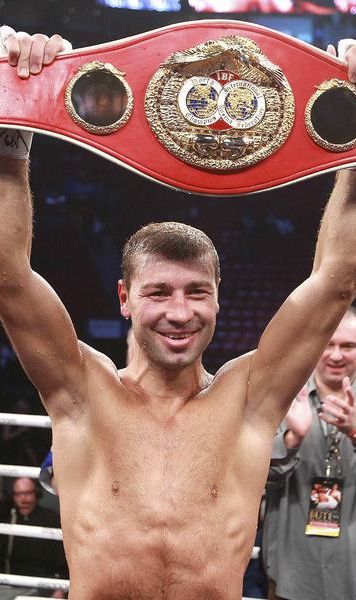 Lucian Bute: E o onoare ca v-ati trezit pentru mine, sper ca voi boxa in Romania