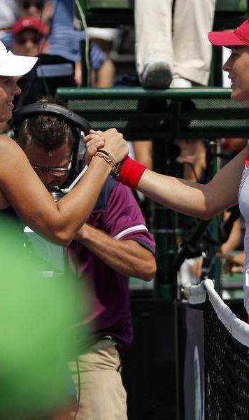 ​Miami Wozniacki, eliminata in optimi/ Doi romani in sferturile de finala