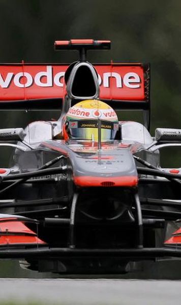 F1/ Hamilton si Alonso, penalizati dupa incidentul de la Sepang