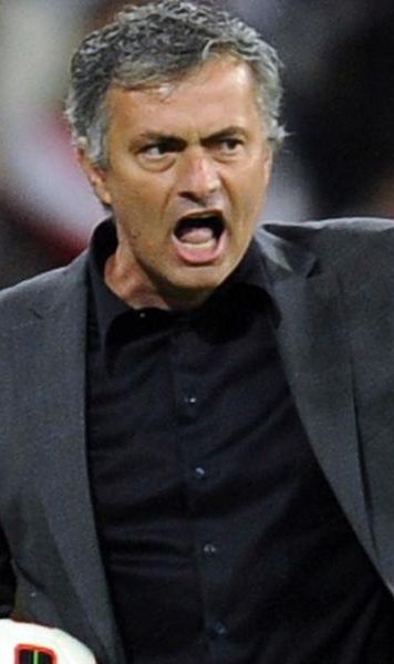 Jose Mourinho: As vrea sa vad cum joaca Barcelona in inferioritate impotriva noastra