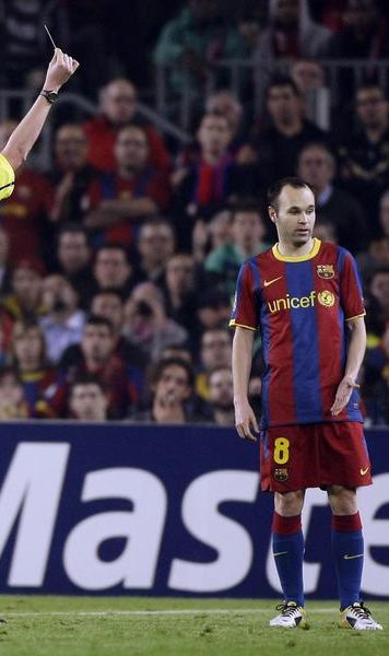 Liga Campionilor/ Barcelona face apel la propunerea UEFA de suspendare a lui Andres Iniesta