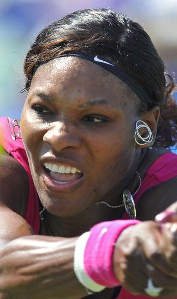 Serena Williams, victorioasa la revenirea pe teren