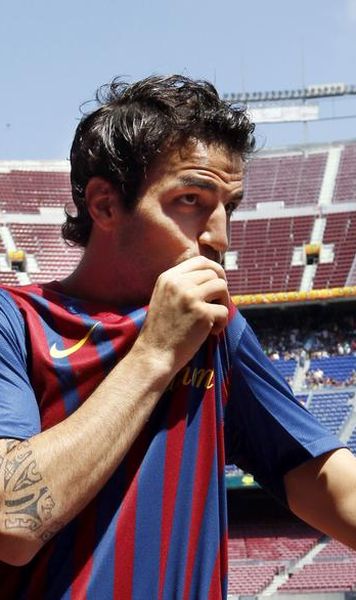 Oficial: Fabregas a semnat cu Barcelona