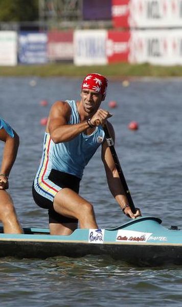 Liviu Dumitrescu si Victor Mihalachi - campioni mondiali la Canoe 2 (500m)