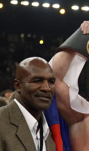 Box: Aleksandr Povetkin a cucerit titlul mondial al greilor (WBA)