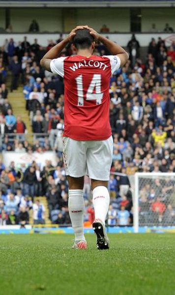 VIDEO Cosmar pentru Arsenal: 3-4 pe terenul lui Blackburn, cu doua autogoluri