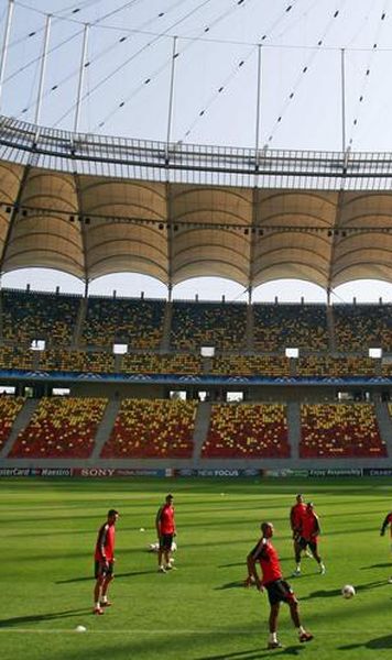 ​FOTOGALERIE Benfica s-a antrenat pe "Arena Nationala" - Noul gazon a rezistat fara probleme