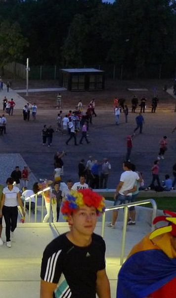 Olandezii, inainte de meciul cu Romania: "Atmosfera la Bucuresti va fi infernala, o adevarata casa de nebuni"