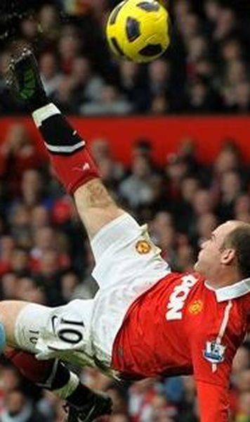 VIDEO Casillas, parada anului; Wayne Rooney - reusita lui 2011