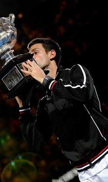 VIDEO Novak Djokovic - Rafael Nadal 5-7, 6-4, 6-2, 6-7(5), 7-5/ "Nole" se impune dupa o finala dramatica