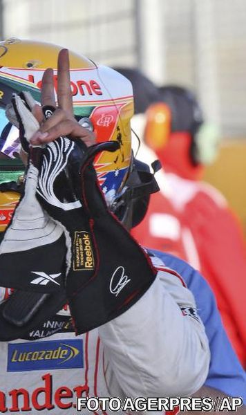 ​F1  Lewis Hamilton - cel mai rapid in primele antrenamente la Sepang